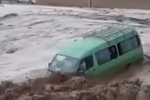 جان باختن ۷ مسافر عراقی بر اثر سیلاب در اطراف مشهد