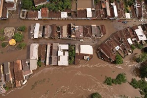 جان باختن 21 نفر براثر سیل و طوفان در جنوب برزیل
